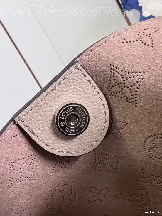 WIS VUITTON x x 17CM LOUIS 29.5 HINA-46 0523
